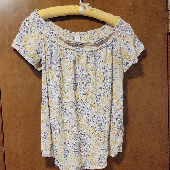 Old Navy Sweet Floral Short Sleeve Gathered Neckline Blouse L NWOT - Picture 1 of 4
